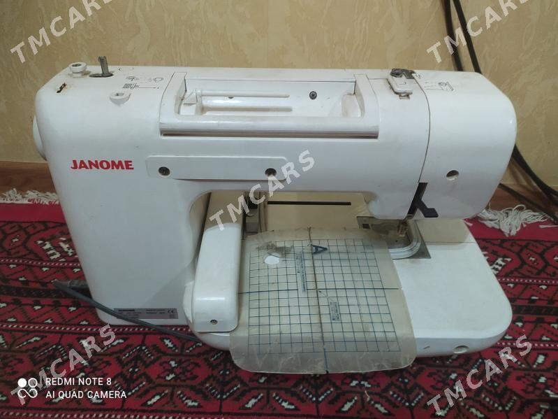 Janome 230 E - Mary - img 2