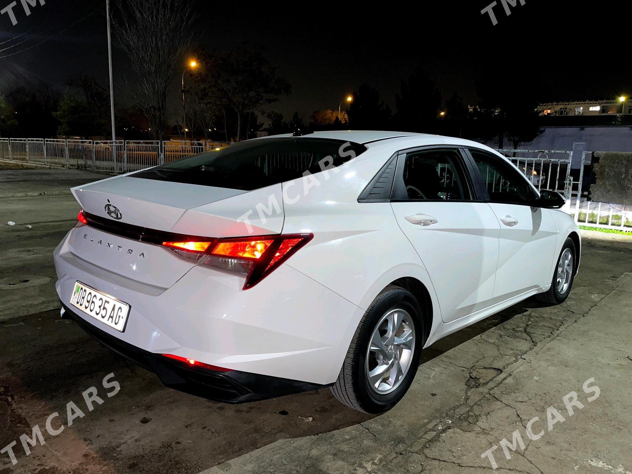 Hyundai Elantra 2021 - 250 000 TMT - Howdan "W" - img 3