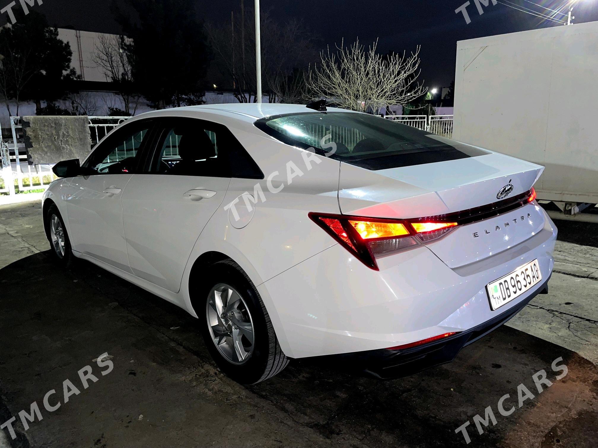 Hyundai Elantra 2021 - 250 000 TMT - Howdan "W" - img 10