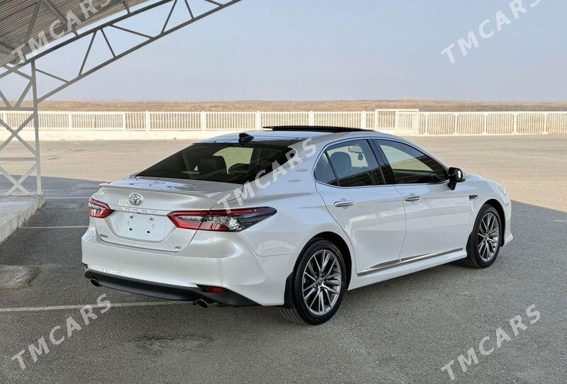 Toyota Camry 2022 - 702 000 TMT - Ашхабад - img 3