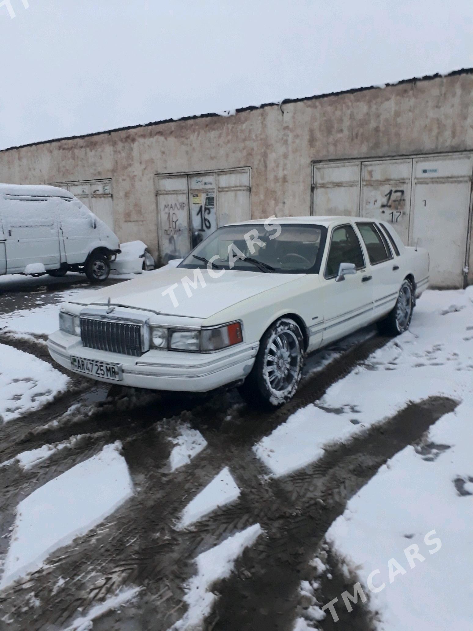 Lincoln Town Car 1993 - 90 000 TMT - Мары - img 3