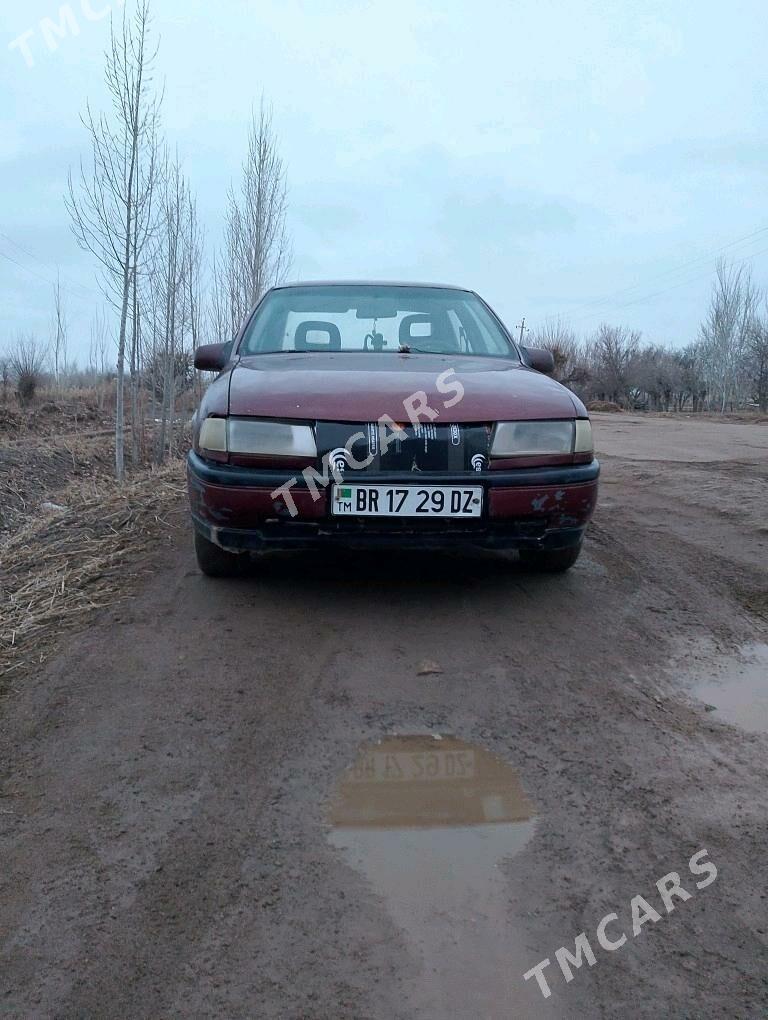 Opel Vectra 1989 - 15 000 TMT - Губадаг - img 3