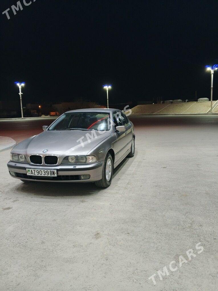 BMW E39 2000 - 90 000 TMT - Balkanabat - img 2