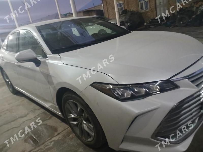 Toyota Avalon 2022 - 425 000 TMT - Sakarçäge - img 3