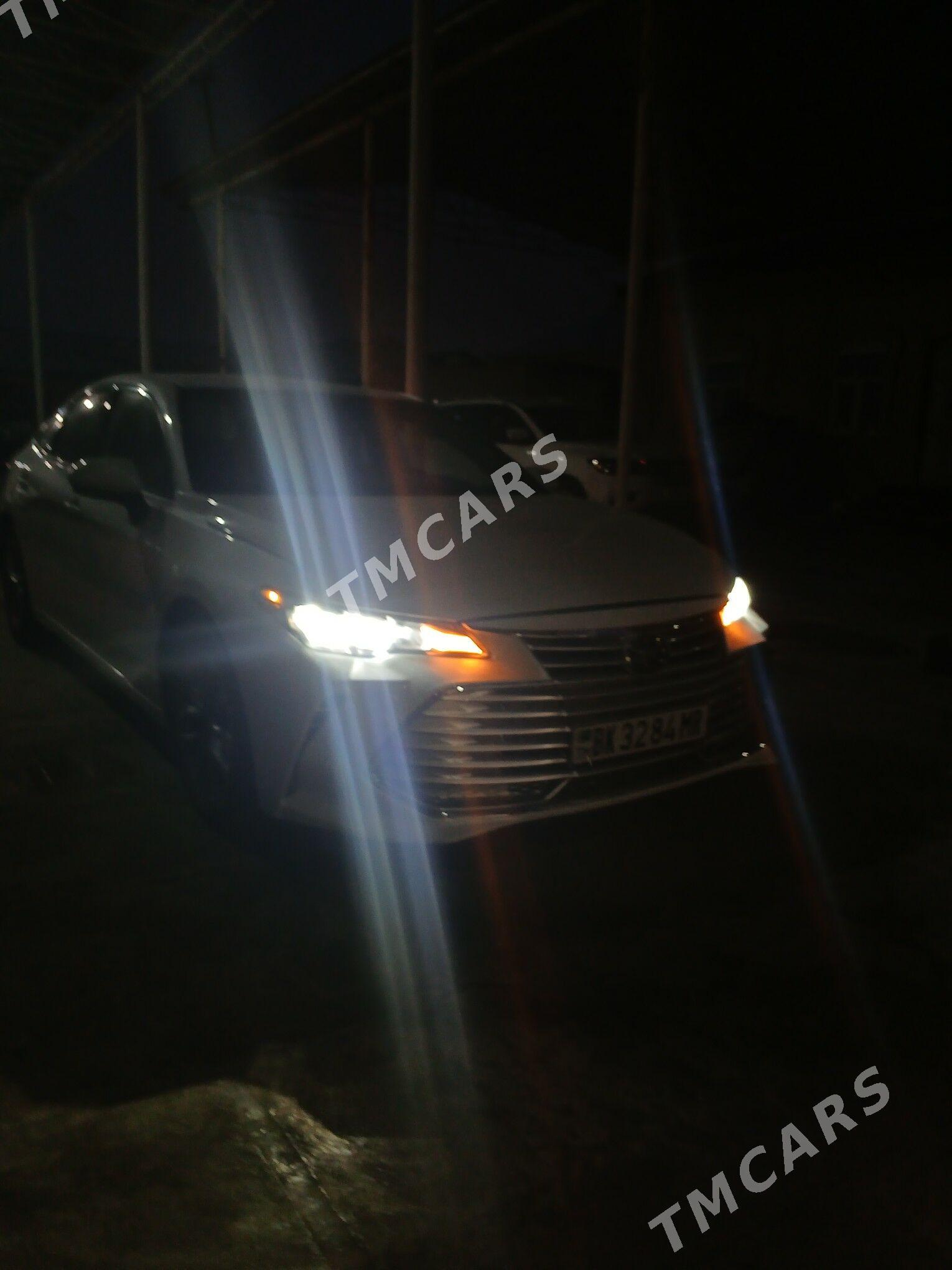 Toyota Avalon 2022 - 425 000 TMT - Sakarçäge - img 4