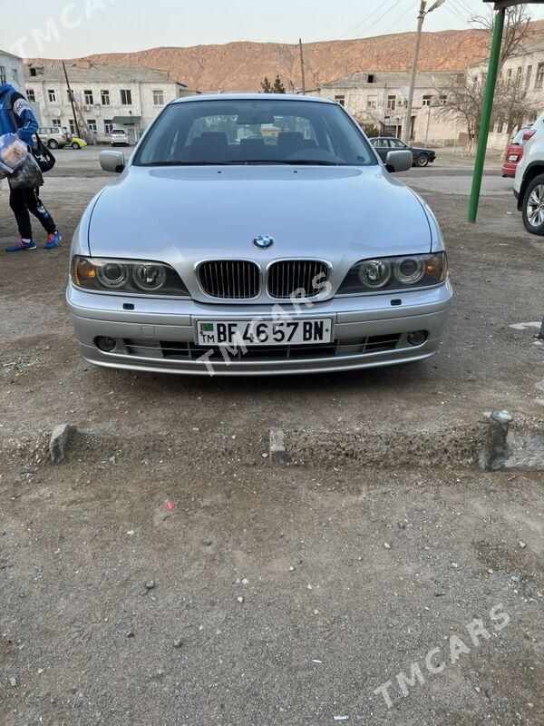 BMW E39 2003 - 120 000 TMT - Türkmenbaşy - img 2