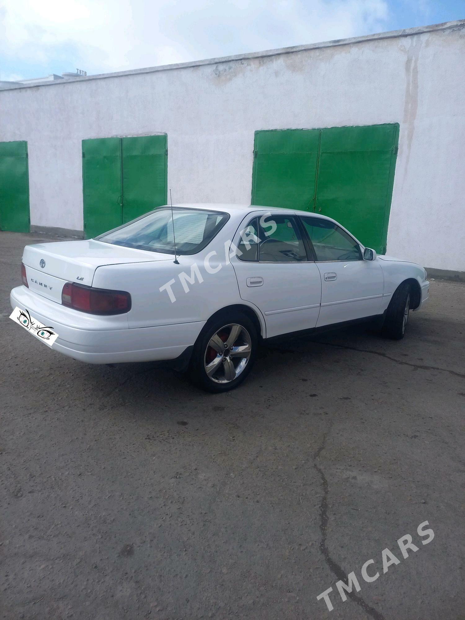 Toyota Camry 1994 - 77 000 TMT - Gubadag - img 3