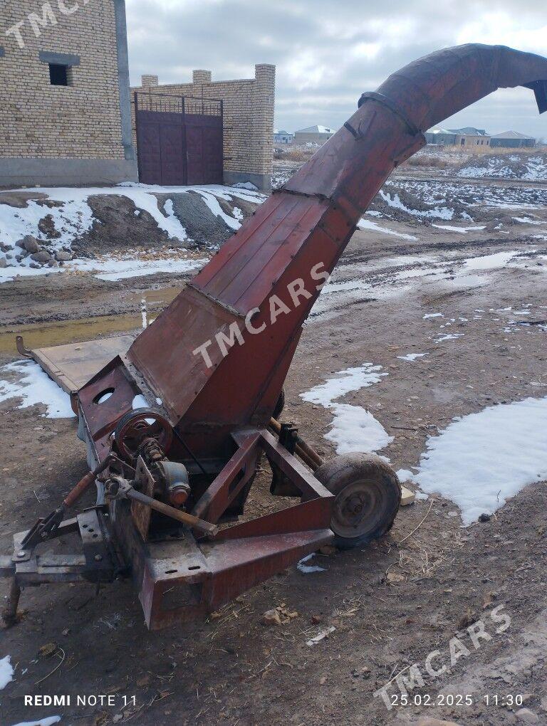 MTZ T-28 1993 - 60 000 TMT - Шабатский этрап - img 3