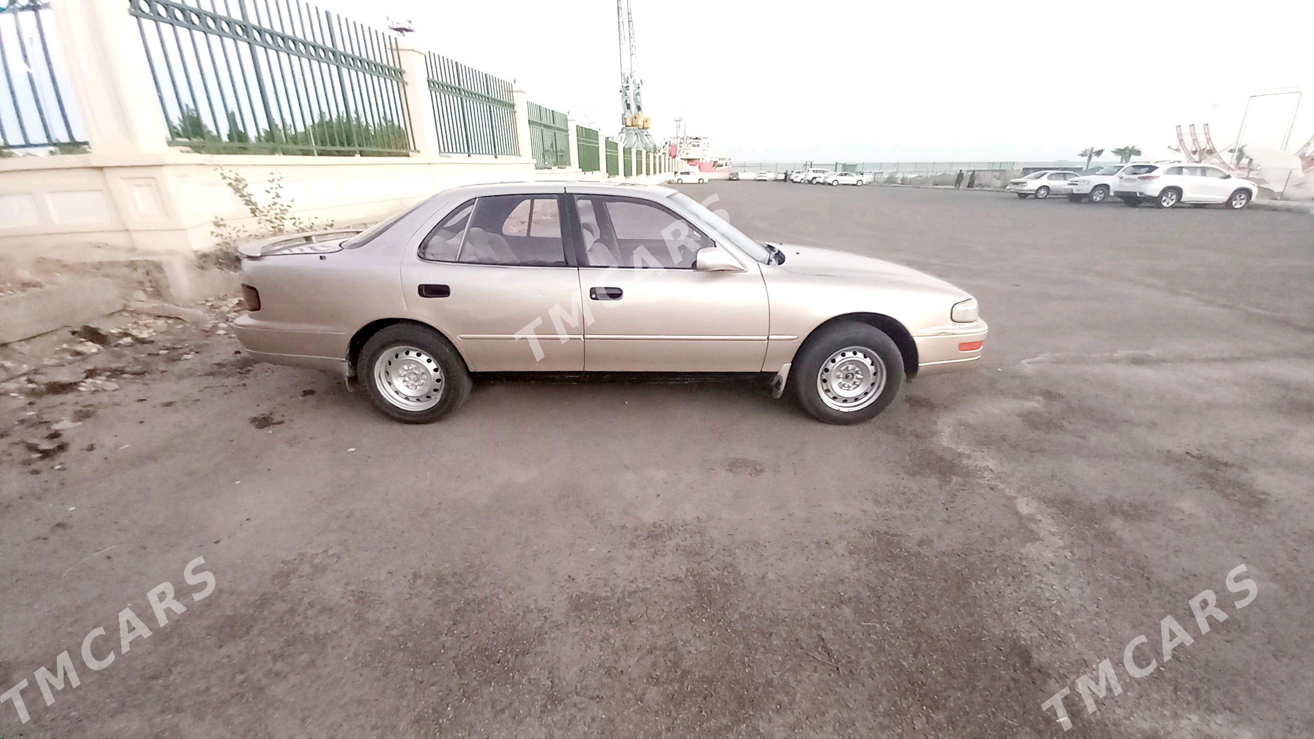 Toyota Camry 1994 - 70 000 TMT - Türkmenbaşy - img 3