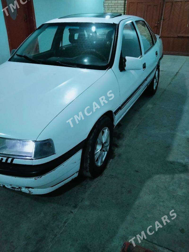 Opel Vectra 1992 - 19 000 TMT - Дянев - img 3