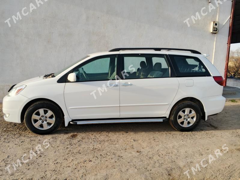 Toyota Sienna 2005 - 240 000 TMT - Ёлётен - img 2