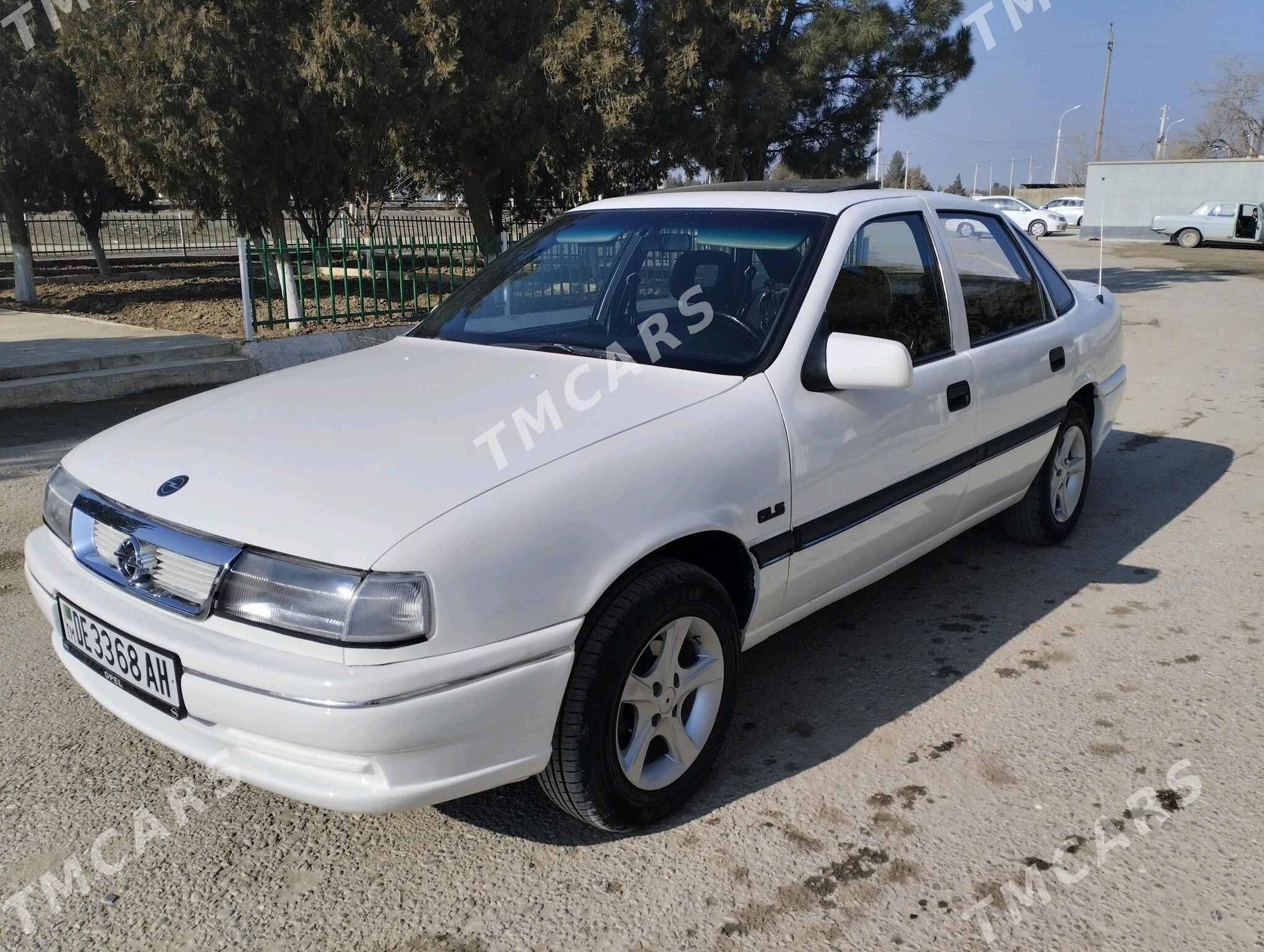 Opel Vectra 1992 - 29 000 TMT - Бахарден - img 4