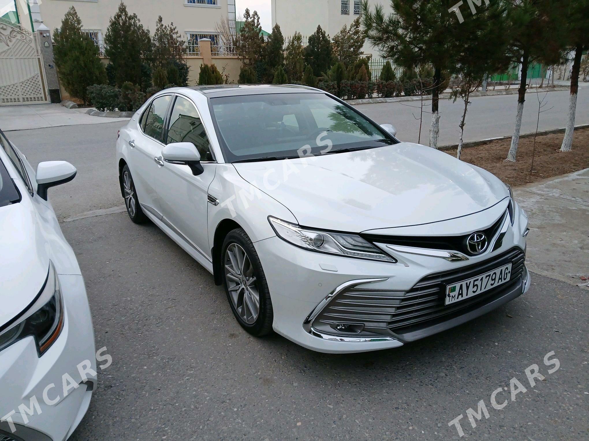 Toyota Camry 2023 - 760 000 TMT - Aşgabat - img 2