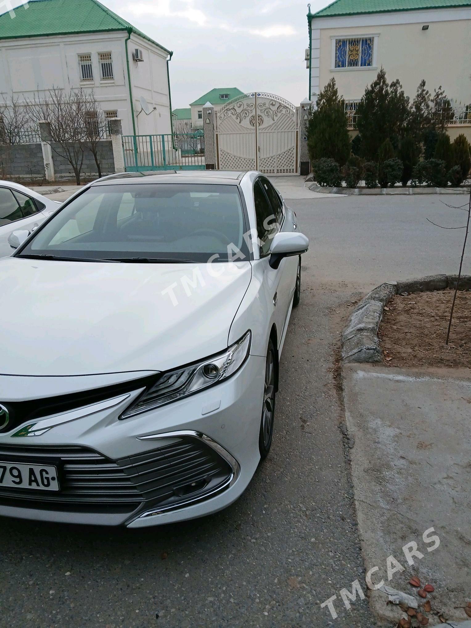 Toyota Camry 2023 - 760 000 TMT - Aşgabat - img 3