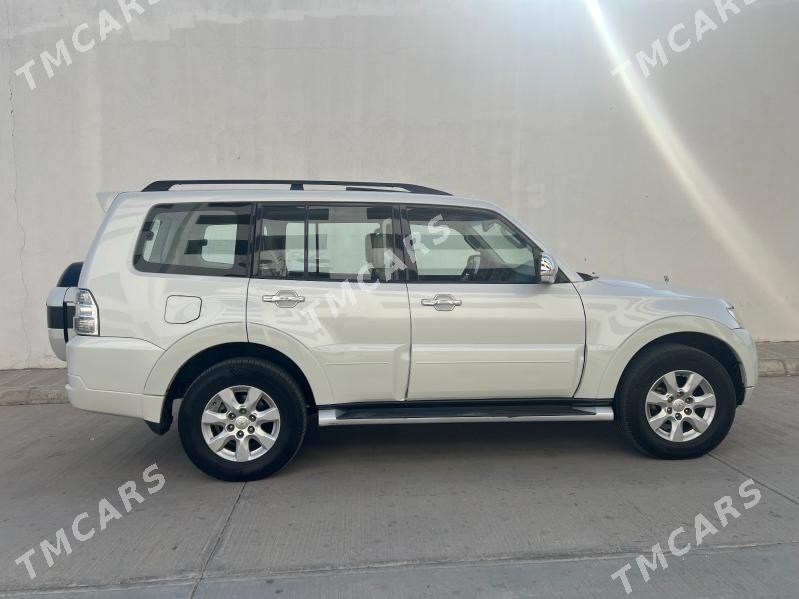 Mitsubishi Pajero 2015 - 314 000 TMT - Aşgabat - img 7