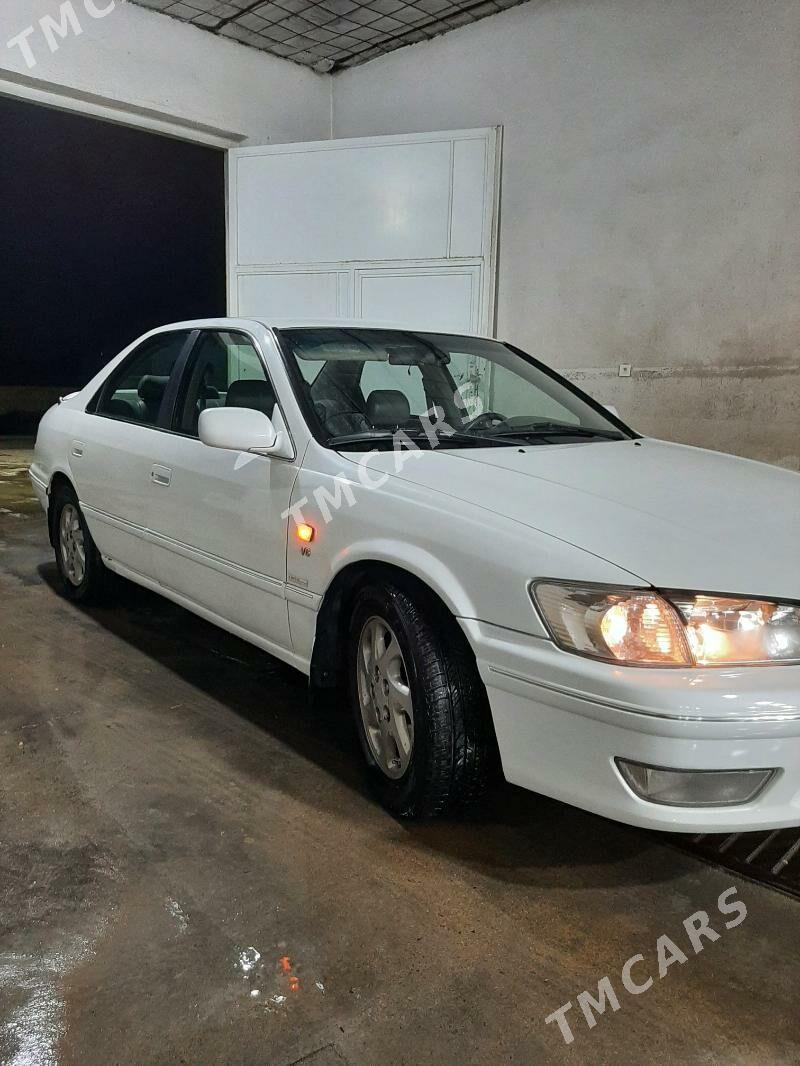 Toyota Camry 2000 - 135 000 TMT - Байрамали - img 3