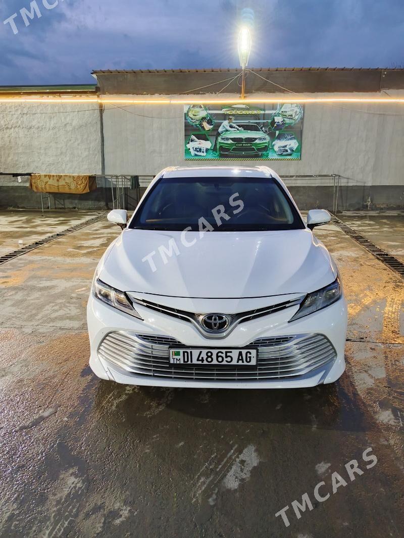 Toyota Camry 2019 - 235 000 TMT - Ашхабад - img 2