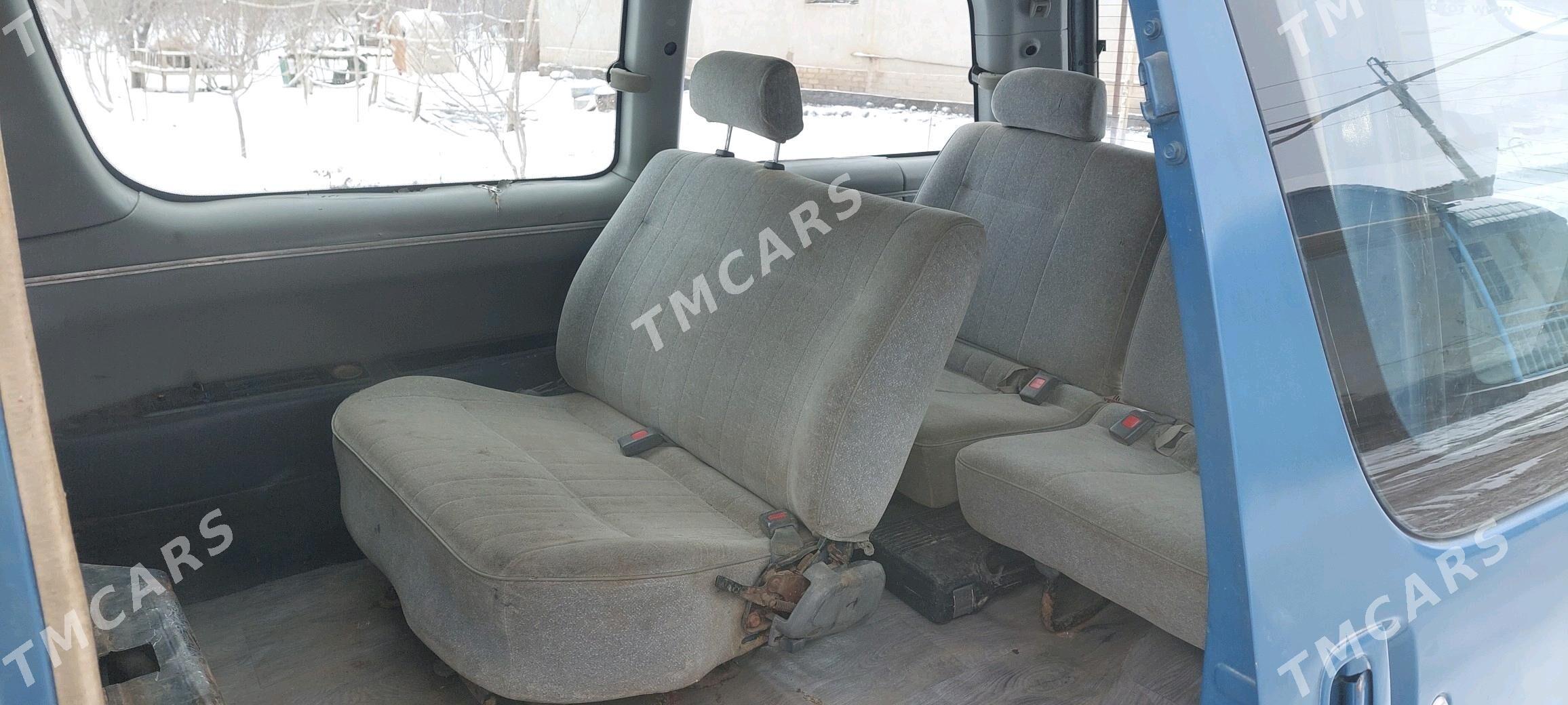 Toyota Town Ace 1993 - 36 000 TMT - Шабатский этрап - img 3