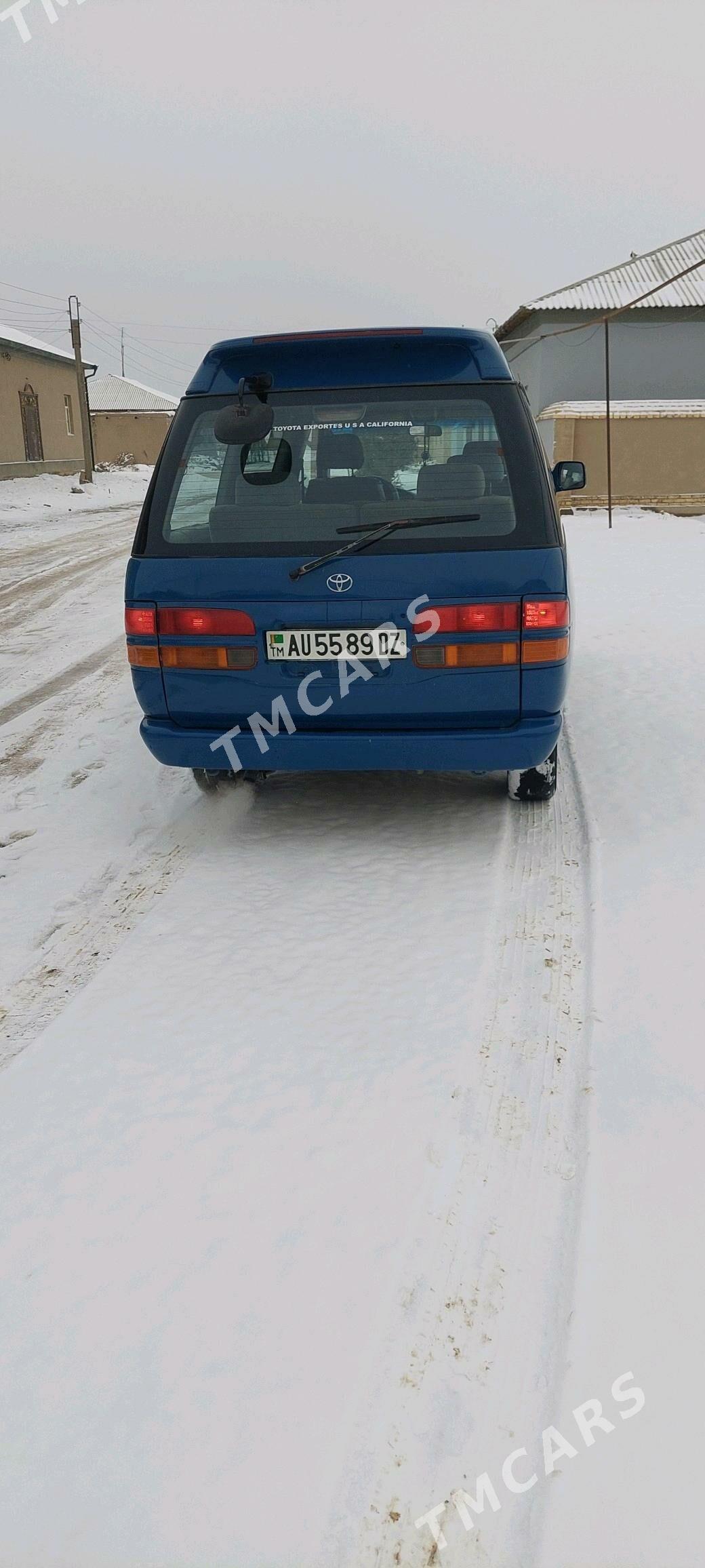 Toyota Town Ace 1993 - 36 000 TMT - Шабатский этрап - img 4