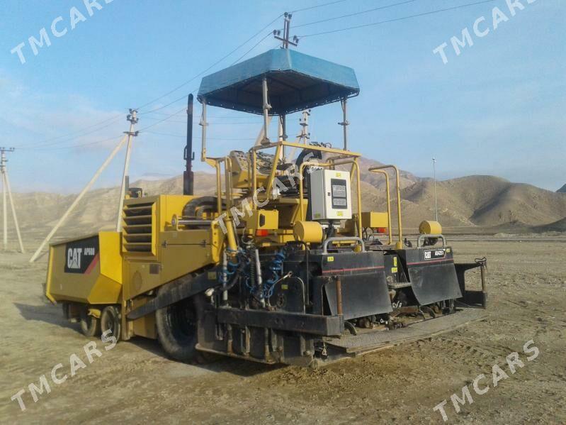 Caterpillar Dozer 2011 - 3 330 000 TMT - Балканабат - img 4