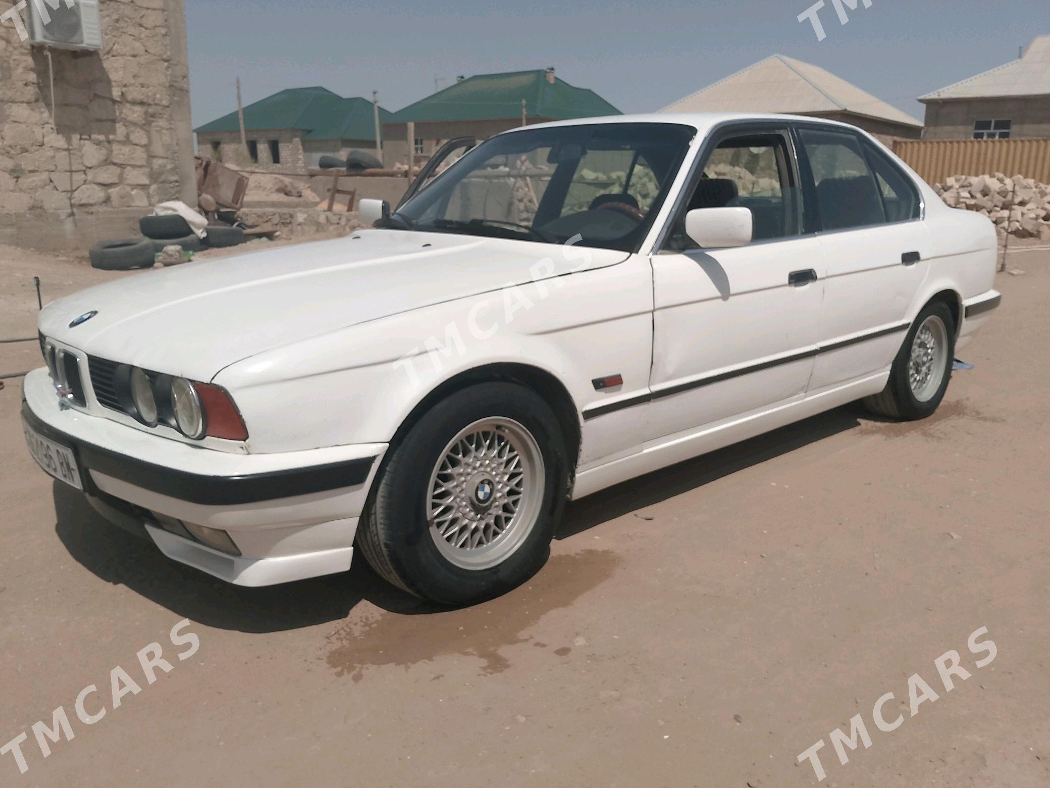 BMW 525 1993 - 35 000 TMT - Balkanabat - img 7