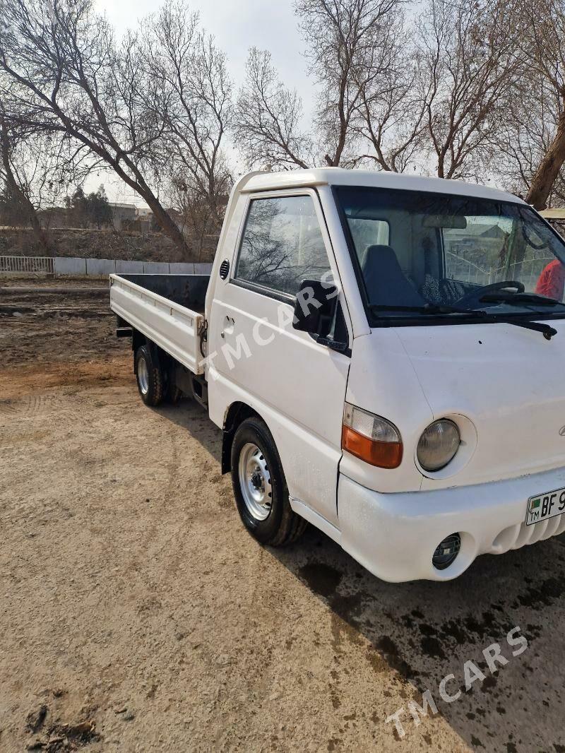 Kia Bongo 1999 - 60 000 TMT - Акдепе - img 6