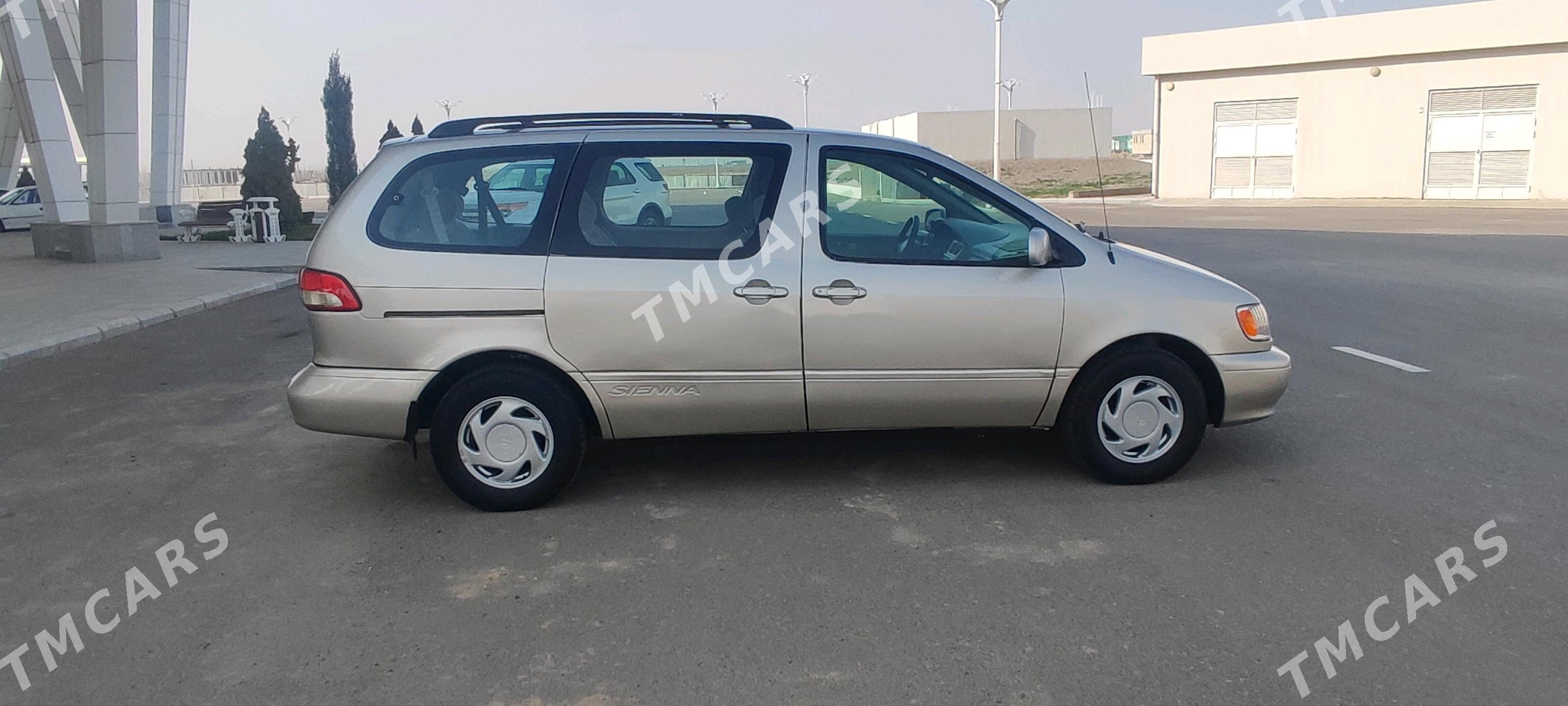 Toyota Sienna 2002 - 143 000 TMT - Mary - img 7