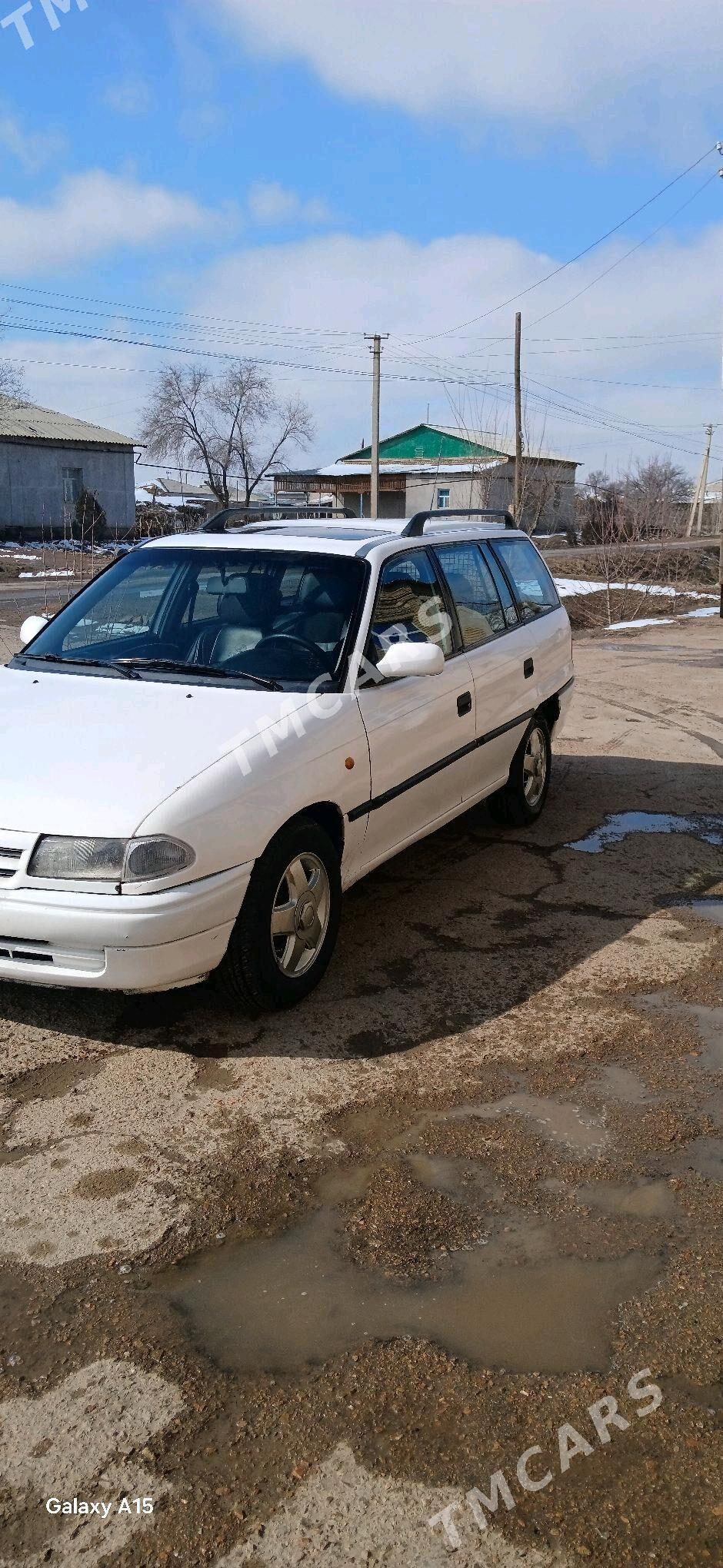 Opel Astra 1994 - 45 000 TMT - Губадаг - img 3