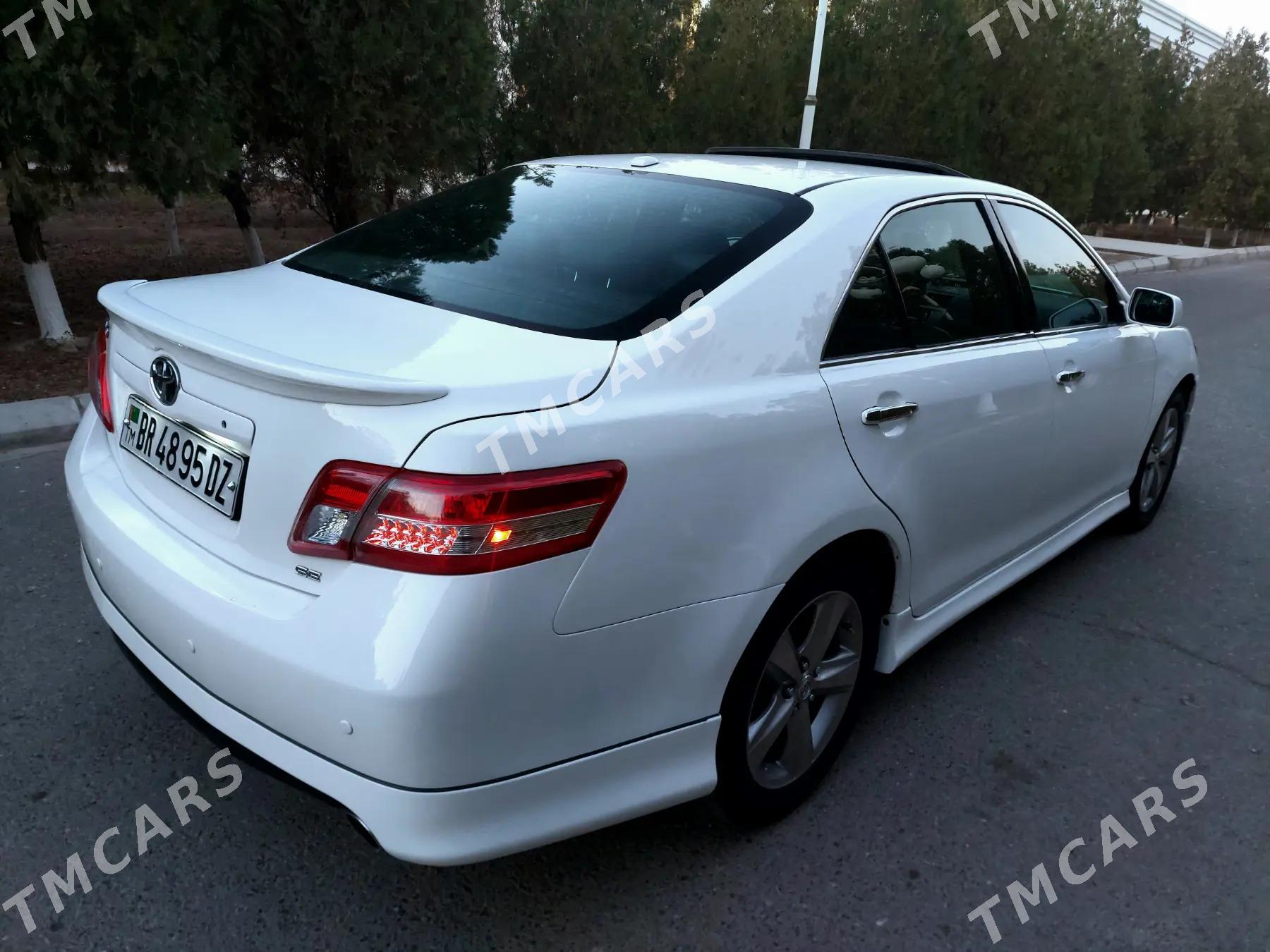 Toyota Camry 2010 - 185 000 TMT - Şabat etr. - img 3