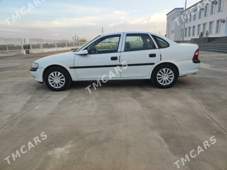 Opel Vectra 1996 - 45 000 TMT - Çärjew - img 8