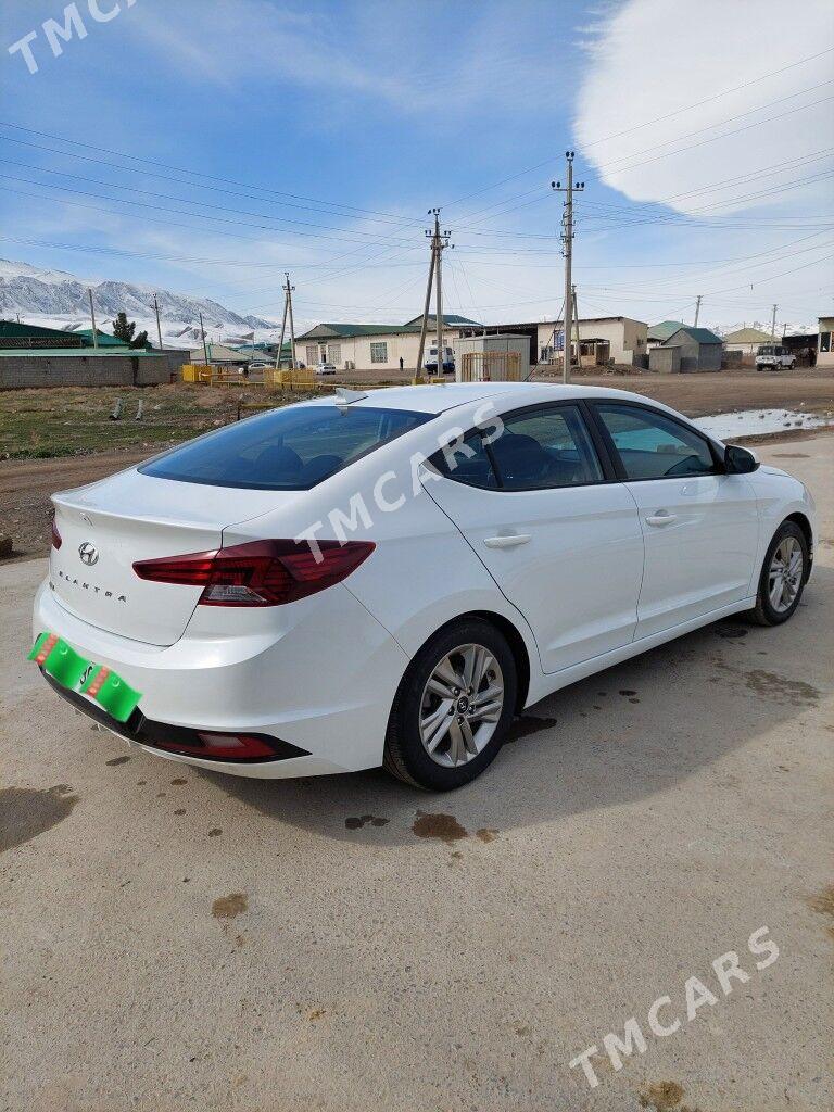 Hyundai Elantra 2019 - 220 000 TMT - Анев - img 2