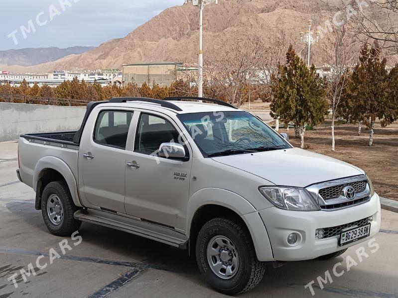 Toyota Hilux 2009 - 215 000 TMT - Balkanabat - img 6