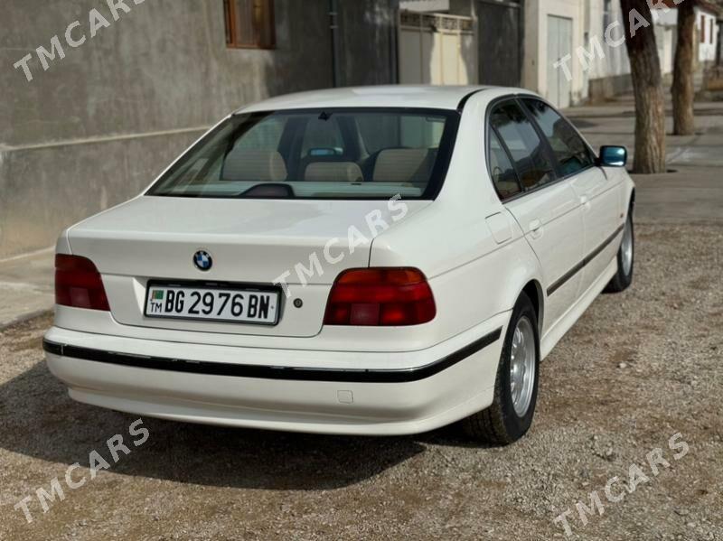 BMW E39 1999 - 82 000 TMT - Balkanabat - img 3