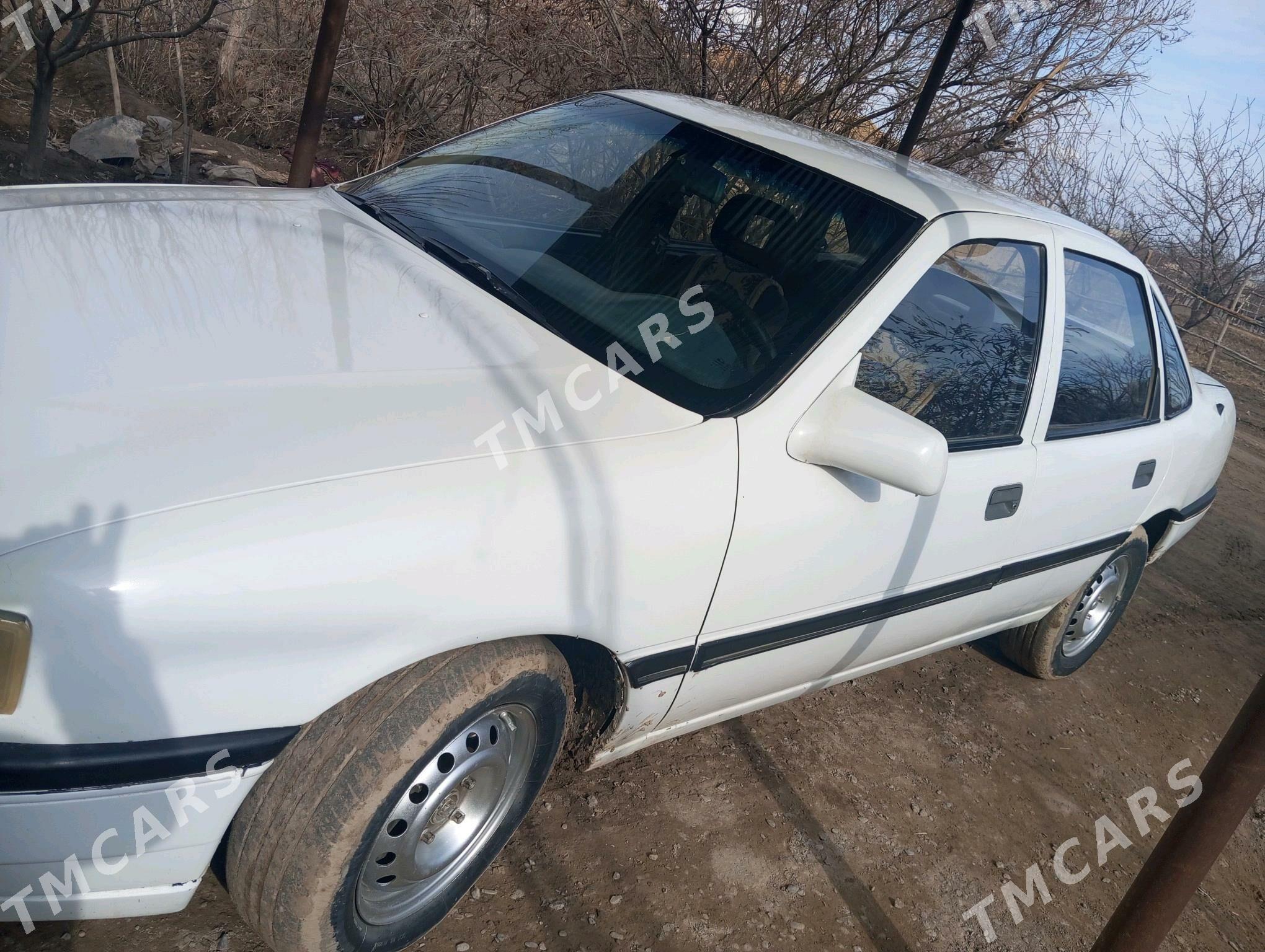 Opel Vectra 1989 - 24 000 TMT - Шабатский этрап - img 3