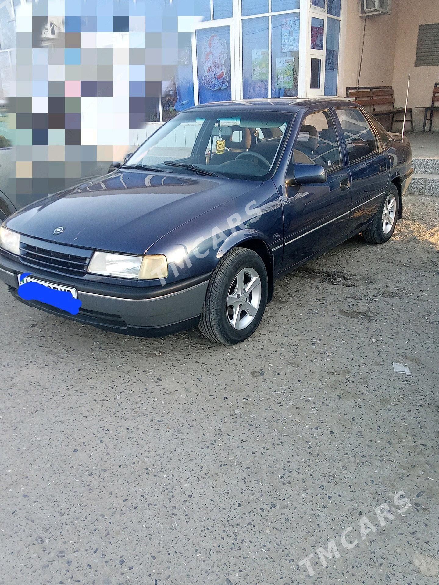 Opel Vectra 1991 - 43 000 TMT - Ёлётен - img 7