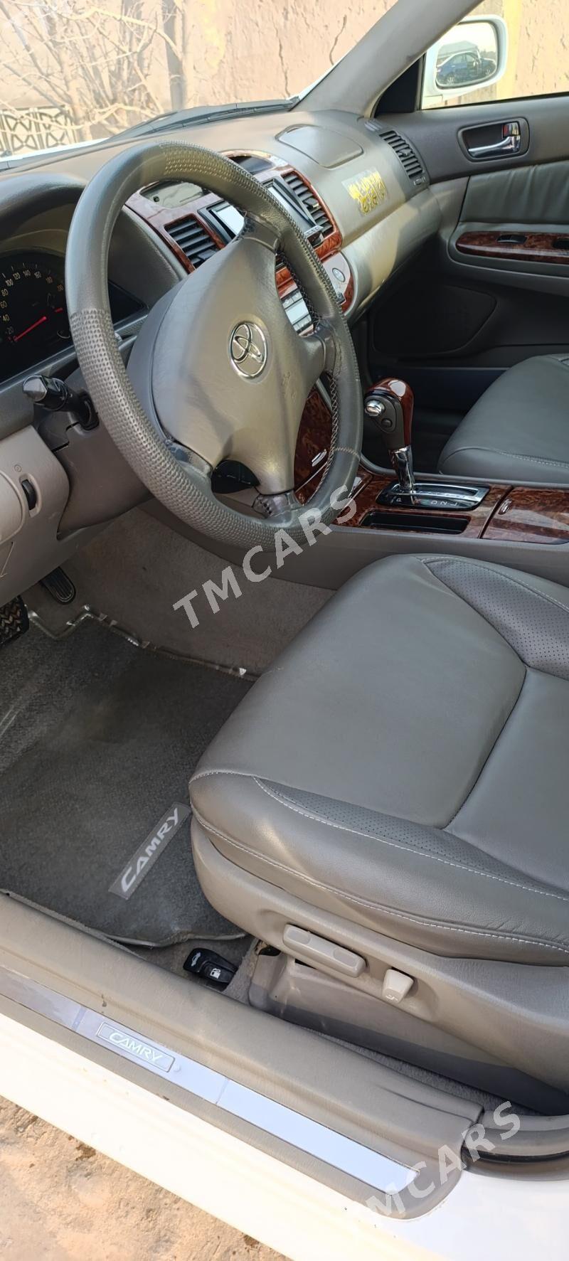 Toyota Camry 2003 - 130 000 TMT - Şabat etr. - img 5