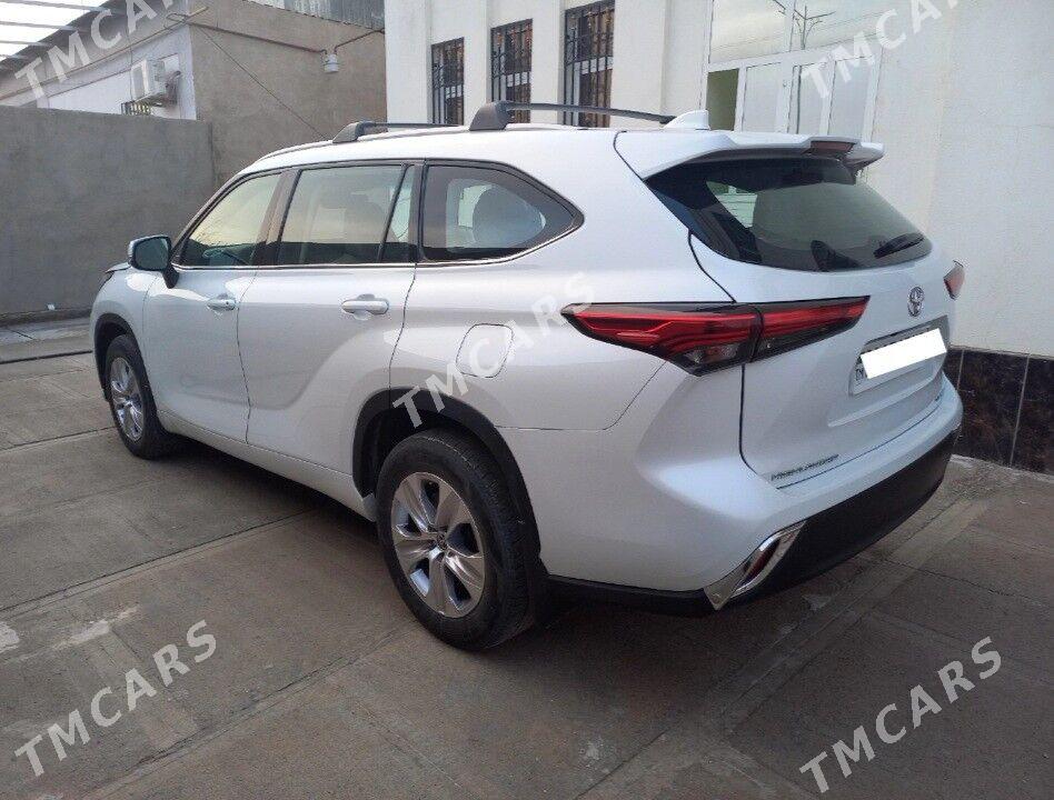 Toyota Highlander 2022 - 550 000 TMT - Туркменабат - img 5