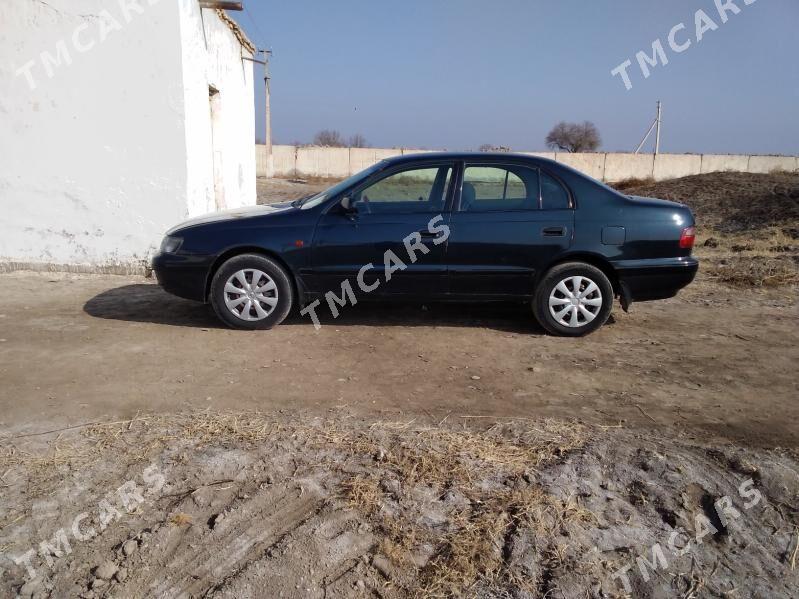 Toyota Carina 1995 - 70 000 TMT - Акдепе - img 5