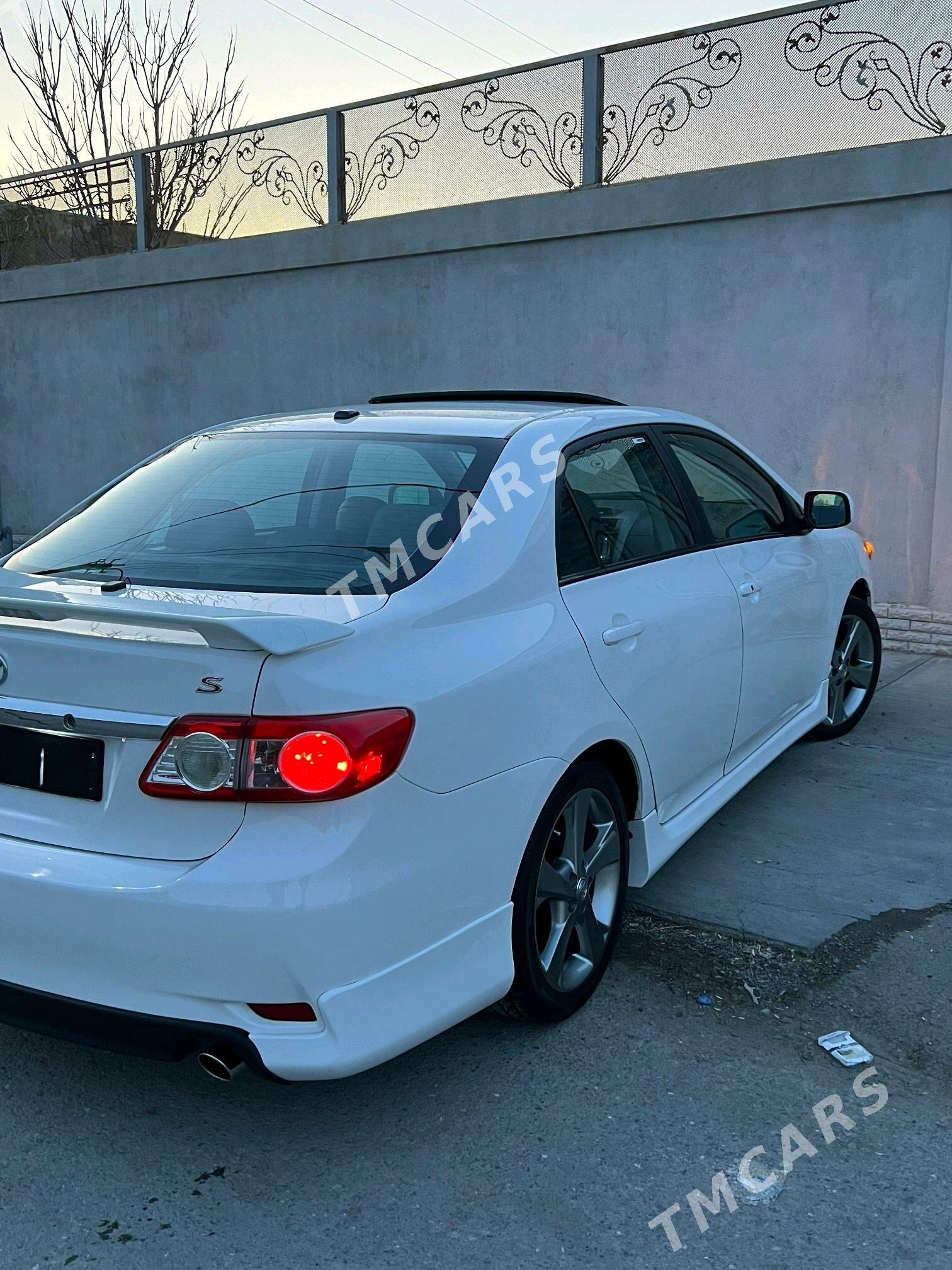 Toyota Corolla 2012 - 170 000 TMT - Бузмеин - img 2