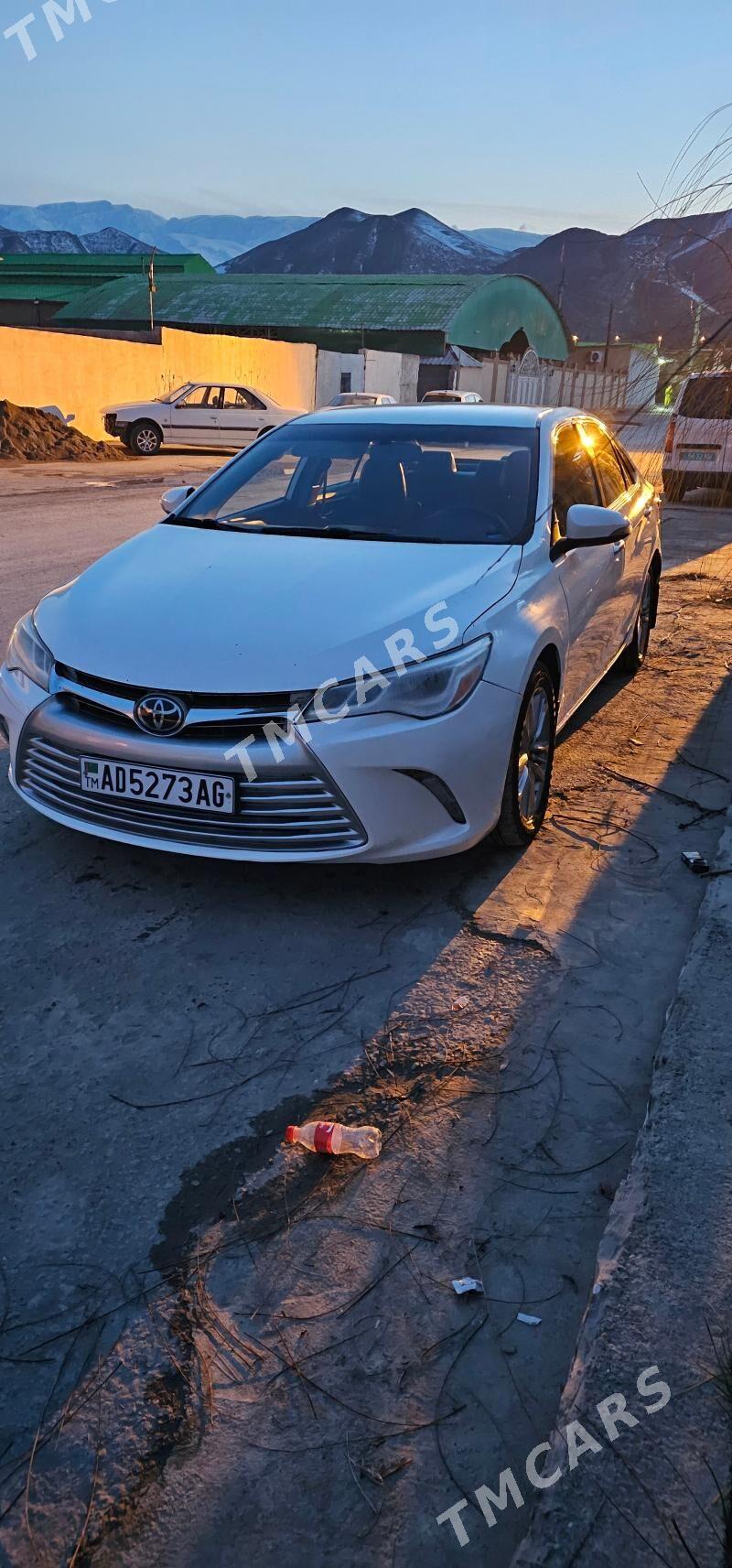 Toyota Camry 2016 - 225 000 TMT - Багир - img 4