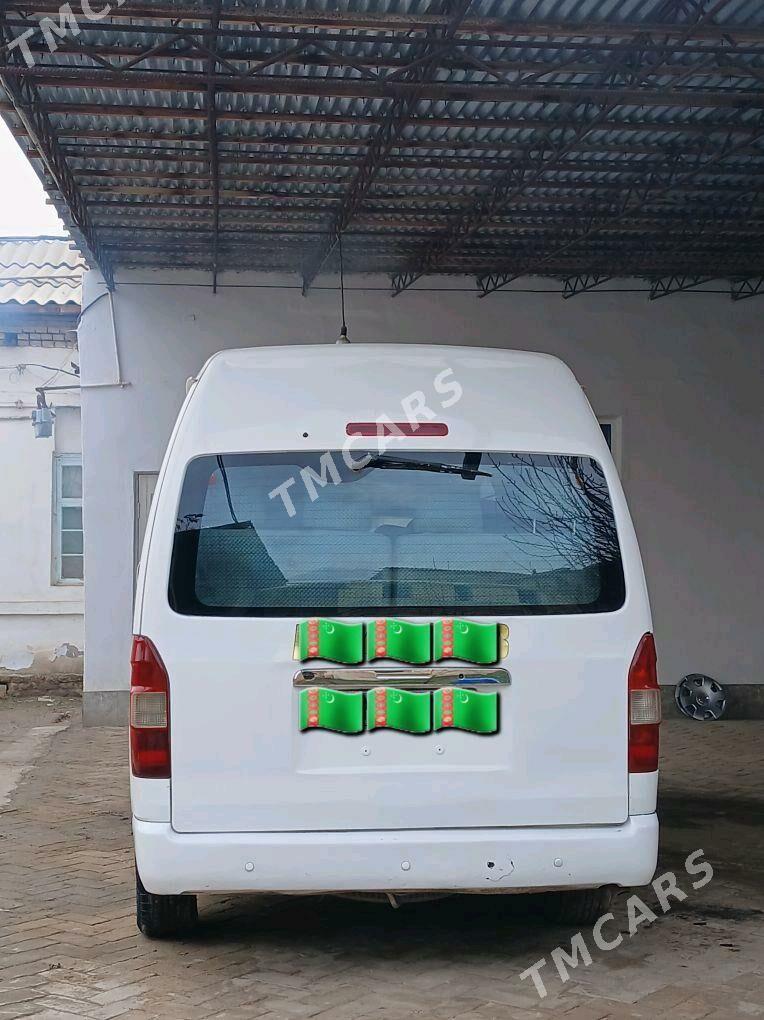 Toyota Hiace 2011 - 160 000 TMT - Halaç - img 2