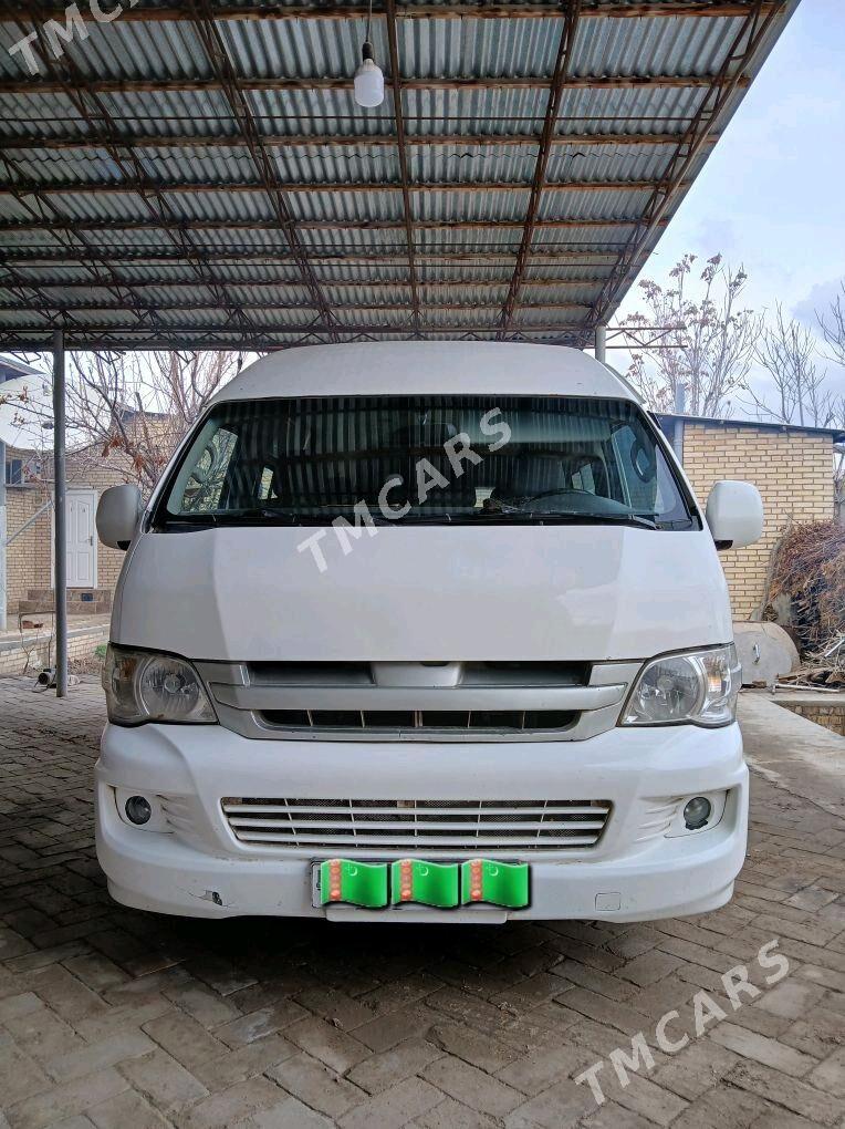 Toyota Hiace 2011 - 160 000 TMT - Halaç - img 3