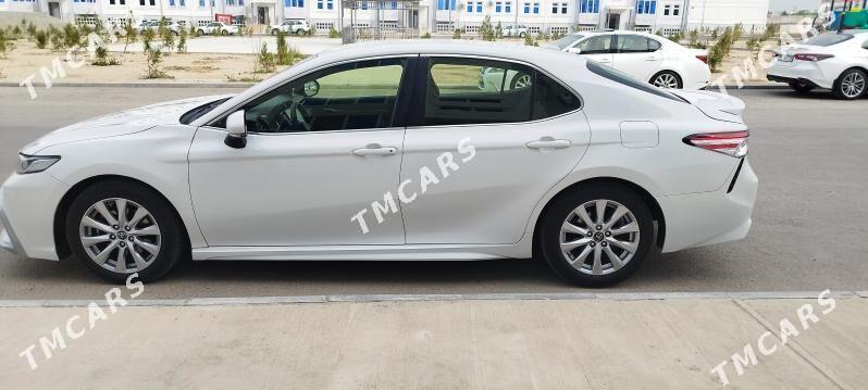 Toyota Camry 2019 - 280 000 TMT - Aşgabat - img 4