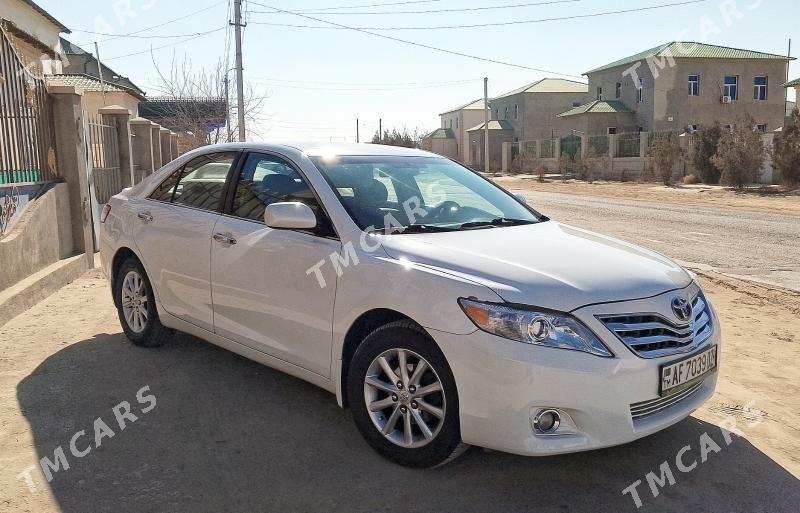 Toyota Camry 2010 - 135 000 TMT - Daşoguz - img 4