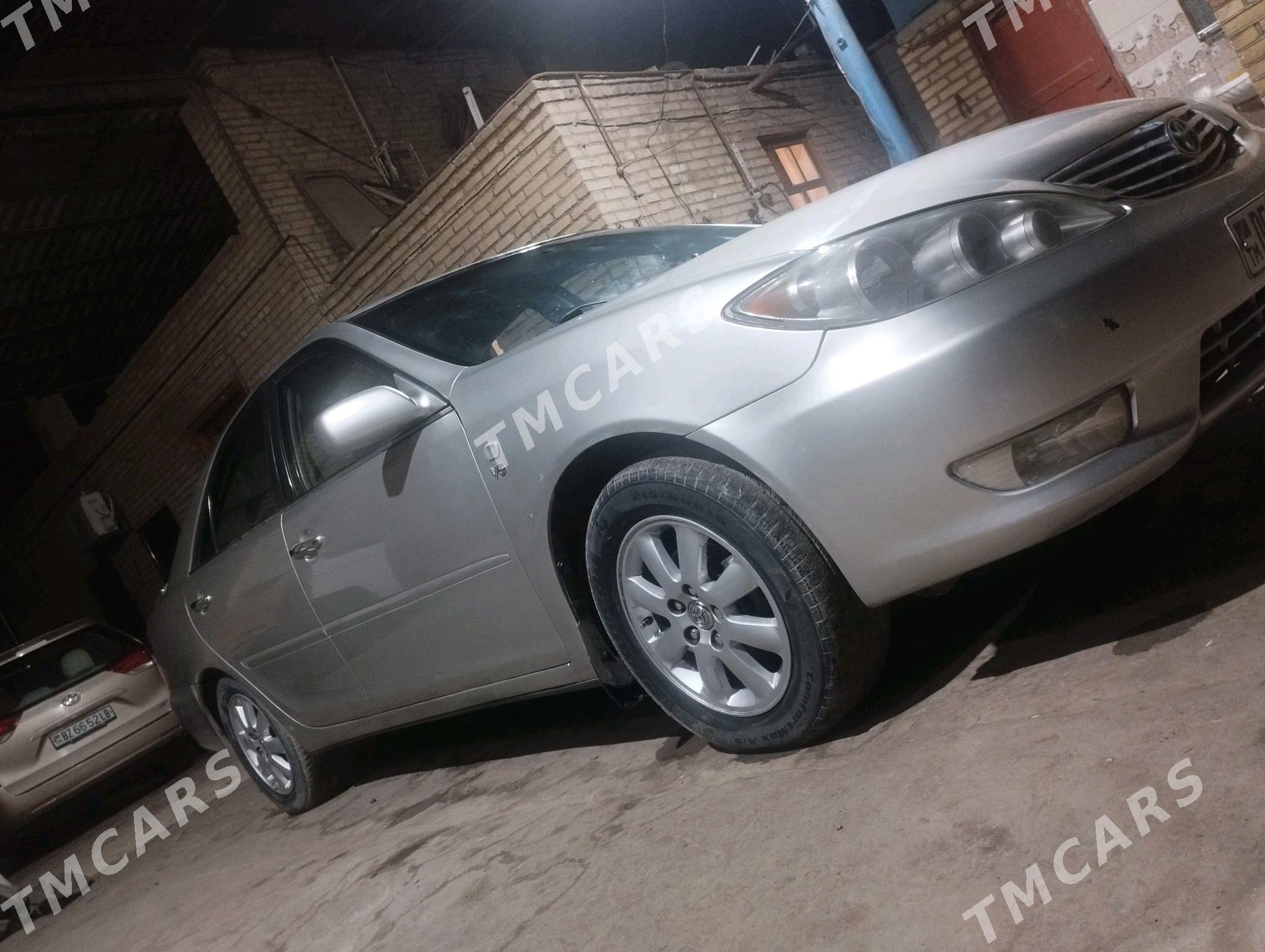 Toyota Camry 2002 - 160 000 TMT - Çärjew - img 4