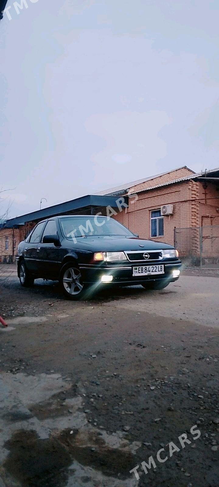 Opel Vectra 1993 - 46 000 TMT - Сакар - img 3