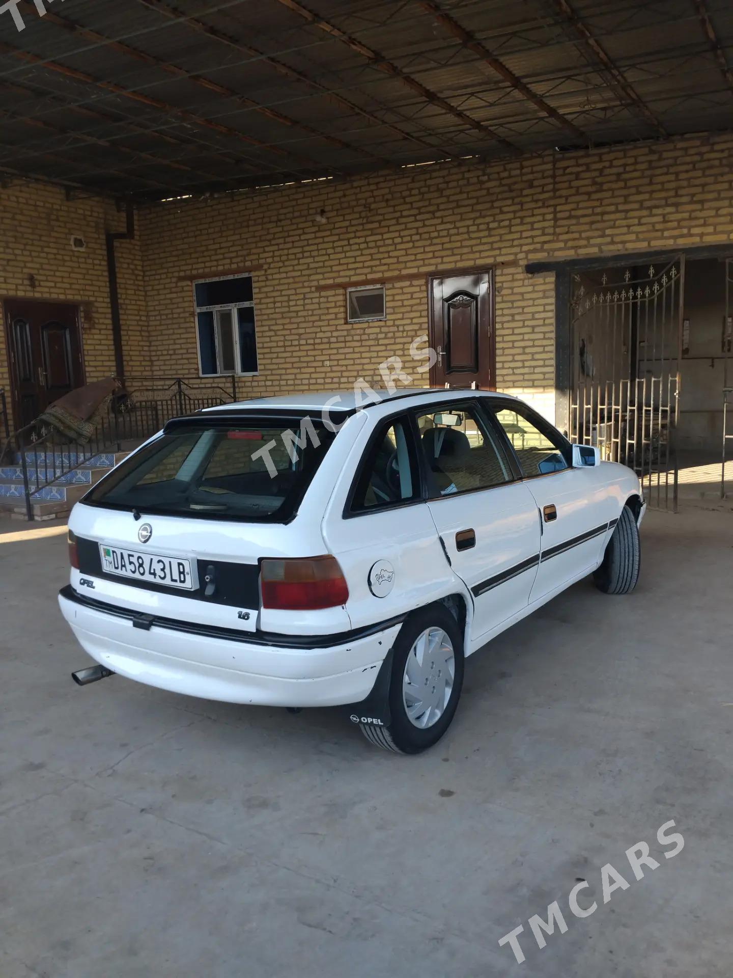 Opel Astra 1991 - 21 000 TMT - Саят - img 2