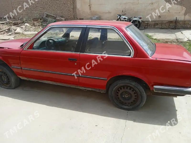 BMW 3 Series 1989 - 4 000 TMT - Теджен - img 1