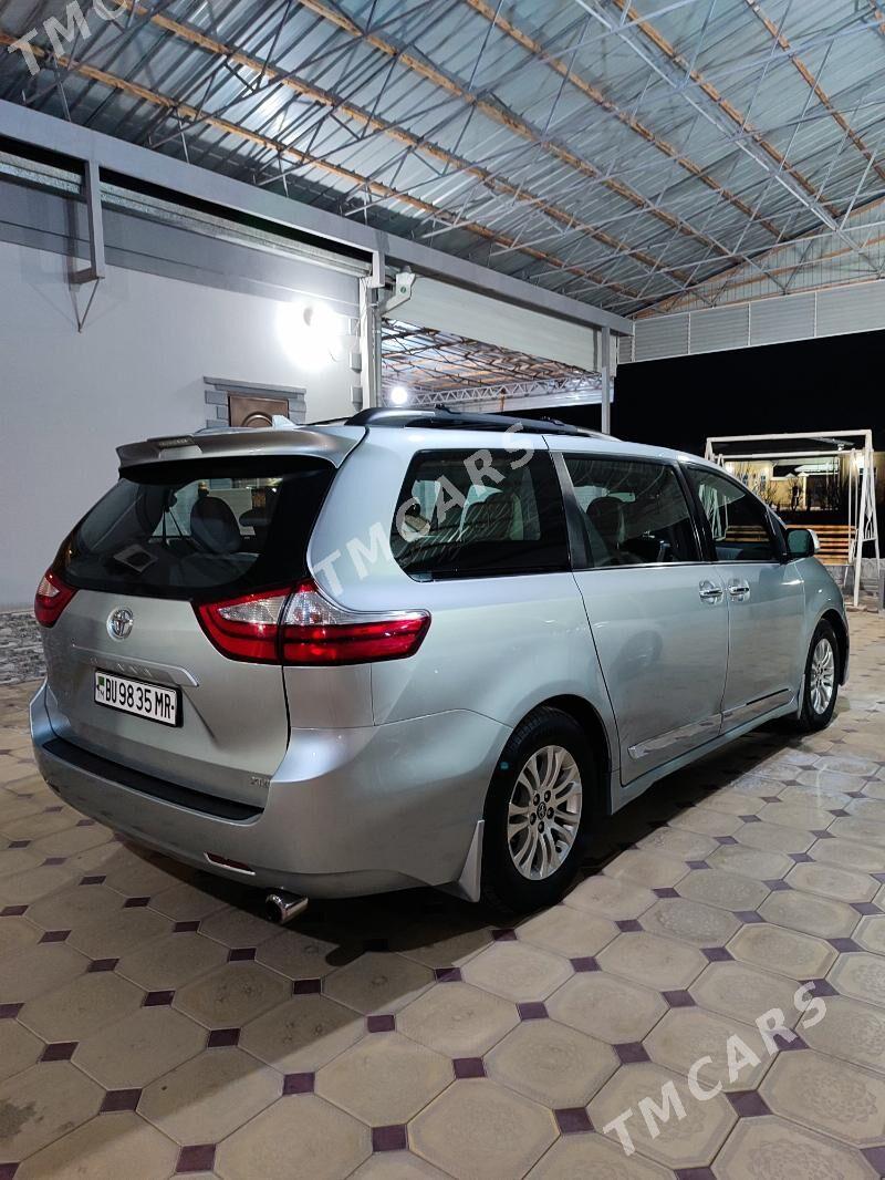 Toyota Sienna 2019 - 400 000 TMT - Wekilbazar - img 3