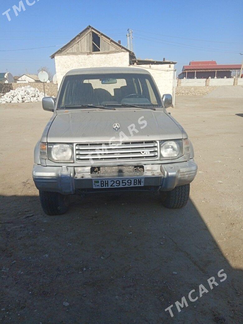 Mitsubishi Pajero 1991 - 32 000 TMT - Jebel - img 2